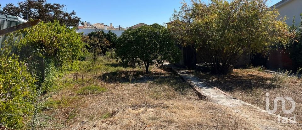 Building plot in Fernão Ferro of 562 m²