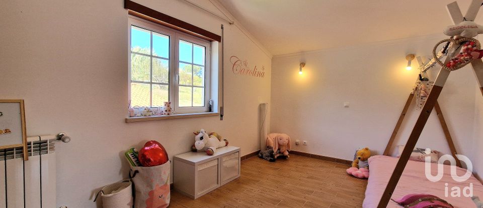 House T2 in Caldas da Rainha - Nossa Senhora do Pópulo, Coto e São Gregório of 166 m²