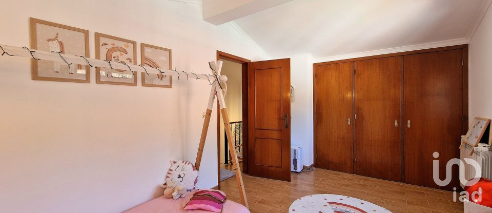 House T2 in Caldas da Rainha - Nossa Senhora do Pópulo, Coto e São Gregório of 166 m²