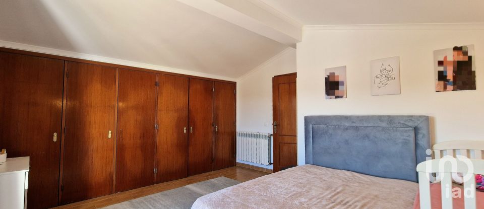 House T2 in Caldas da Rainha - Nossa Senhora do Pópulo, Coto e São Gregório of 166 m²