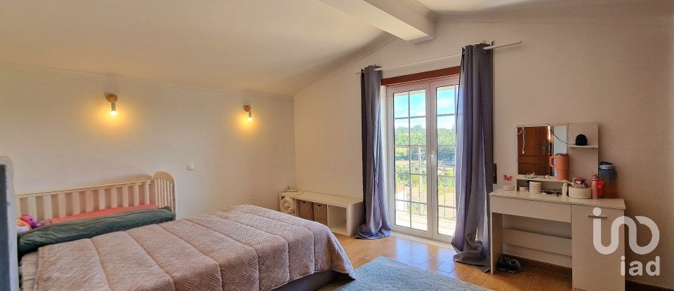 House T2 in Caldas da Rainha - Nossa Senhora do Pópulo, Coto e São Gregório of 166 m²