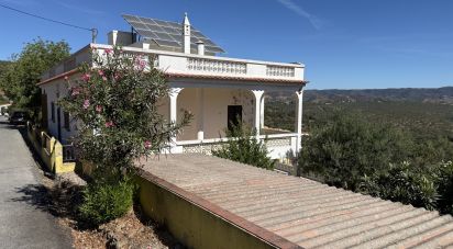 Maison traditionnelle T2 à Querença, Tôr e Benafim de 157 m²