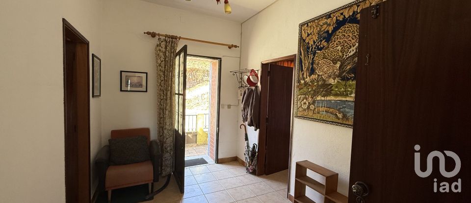 Maison traditionnelle T2 à Querença, Tôr e Benafim de 157 m²