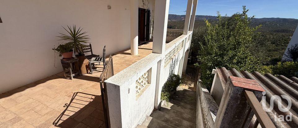 Maison traditionnelle T2 à Querença, Tôr e Benafim de 157 m²