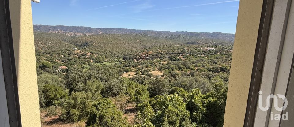 Maison traditionnelle T2 à Querença, Tôr e Benafim de 157 m²