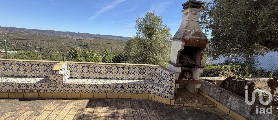 Maison traditionnelle T2 à Querença, Tôr e Benafim de 157 m²