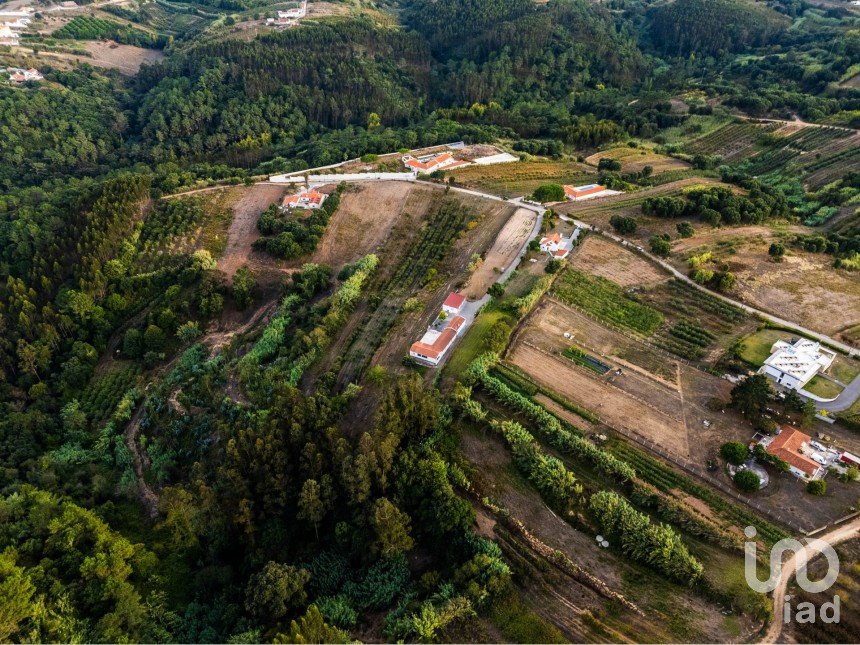 Maison T5 à Usseira de 304 m²