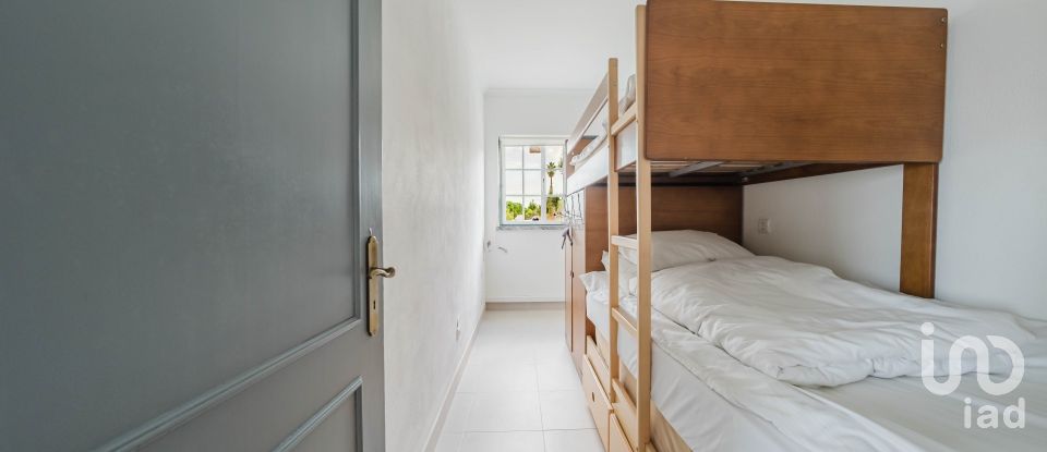 Maison T5 à Usseira de 304 m²