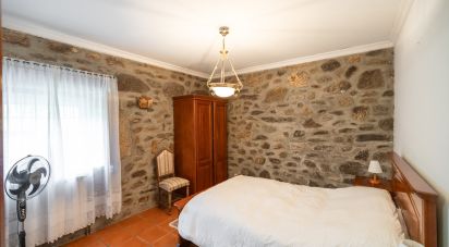 House T3 in Cornes of 309 m²