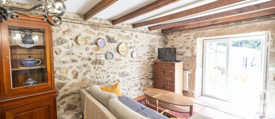 House T3 in Cornes of 309 m²