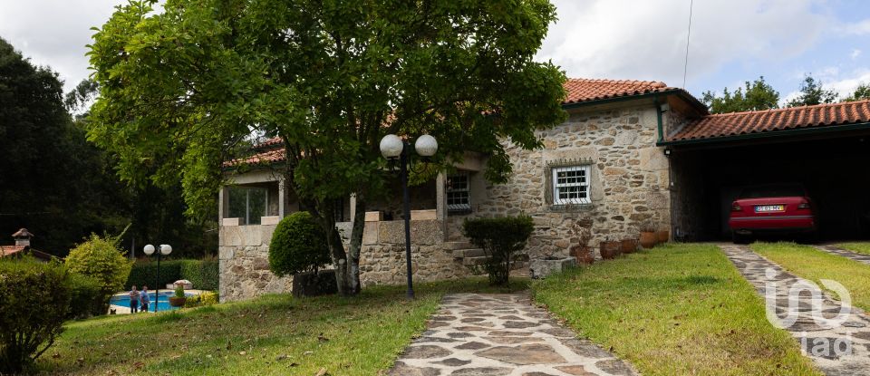 House T3 in Cornes of 309 m²