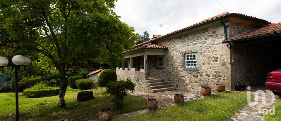 House T3 in Cornes of 309 m²