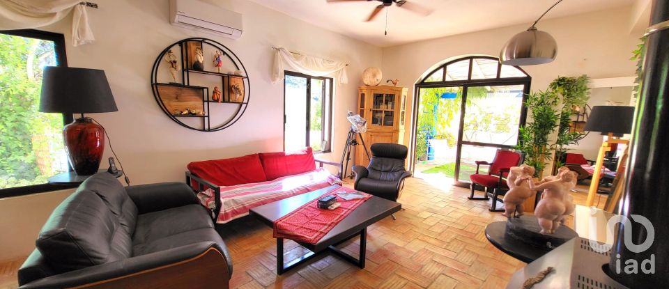 Casa tradicional T6 em Conceição e Estoi de 296 m²