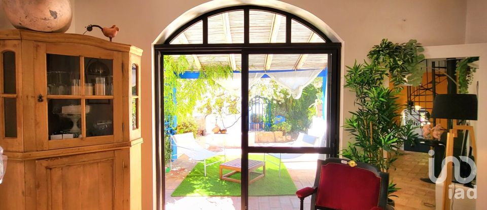 Casa tradicional T6 em Conceição e Estoi de 296 m²