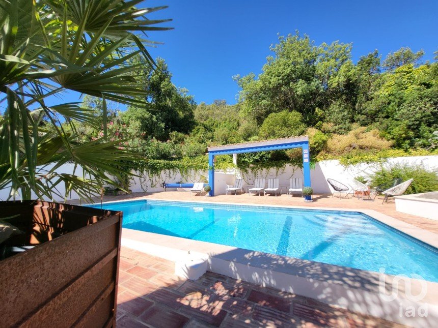 Casa tradicional T6 em Conceição e Estoi de 296 m²