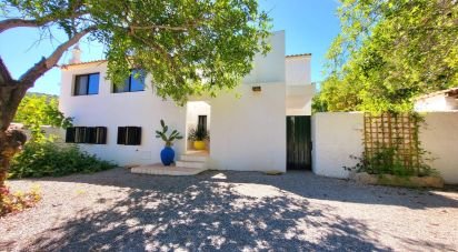 Traditional house T6 in Conceição e Estoi of 296 m²
