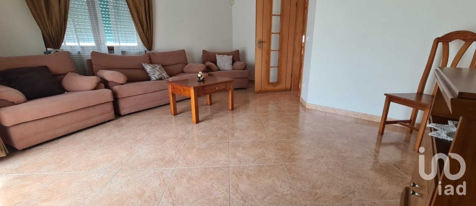 Maison T3 à Bombarral e Vale Covo de 252 m²