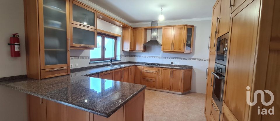 Maison T3 à Bombarral e Vale Covo de 252 m²