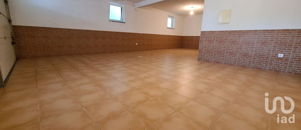 Maison T3 à Bombarral e Vale Covo de 252 m²