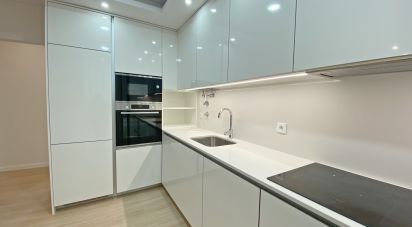 Apartment T2 in Ramada e Caneças of 70 m²