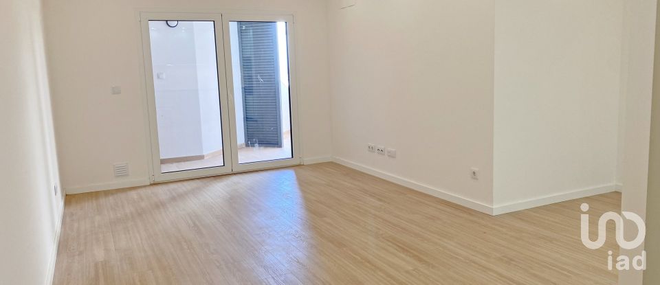 Apartment T2 in Ramada e Caneças of 70 m²