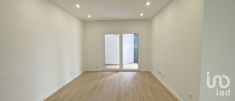 Apartment T2 in Ramada e Caneças of 70 m²