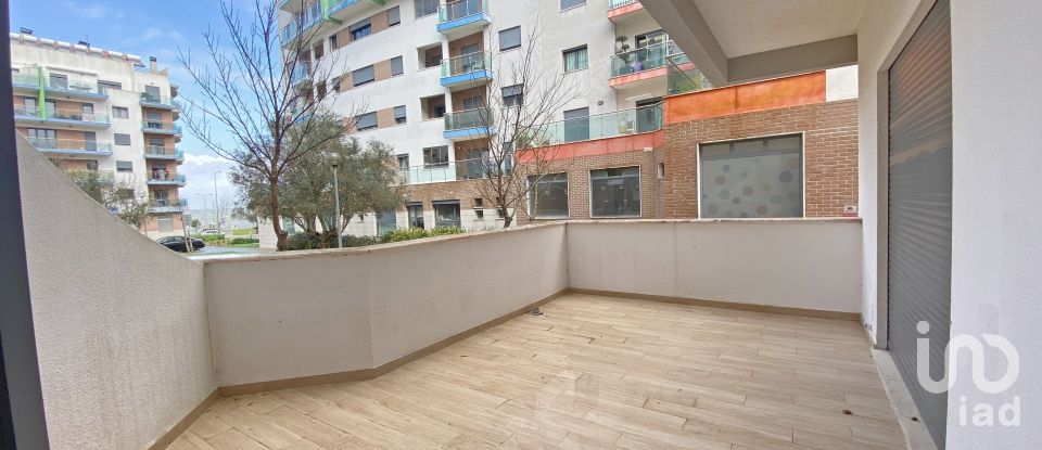 Apartment T2 in Ramada e Caneças of 70 m²