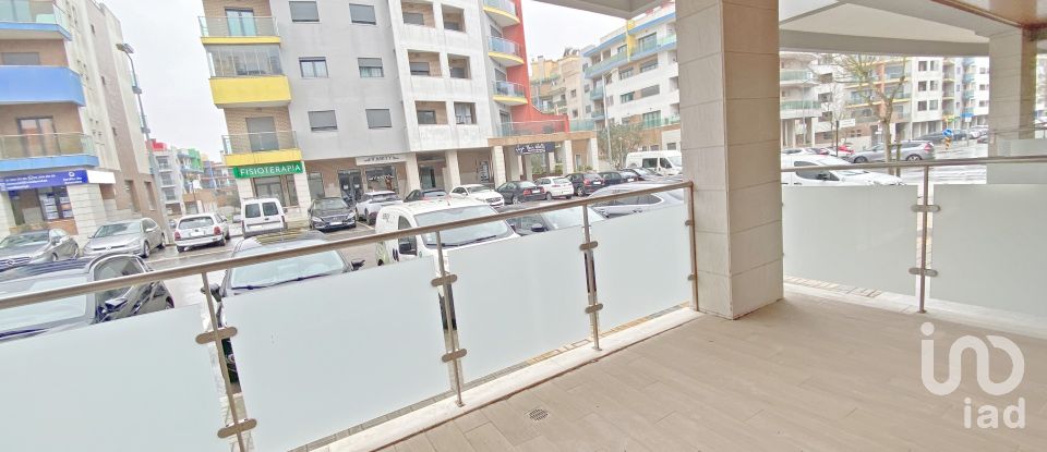 Apartment T2 in Ramada e Caneças of 70 m²
