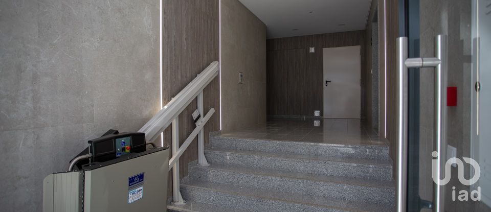 Apartment T2 in Ramada e Caneças of 70 m²