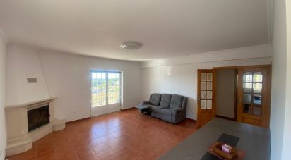 Maison T2 à Vila Verde dos Francos de 349 m²