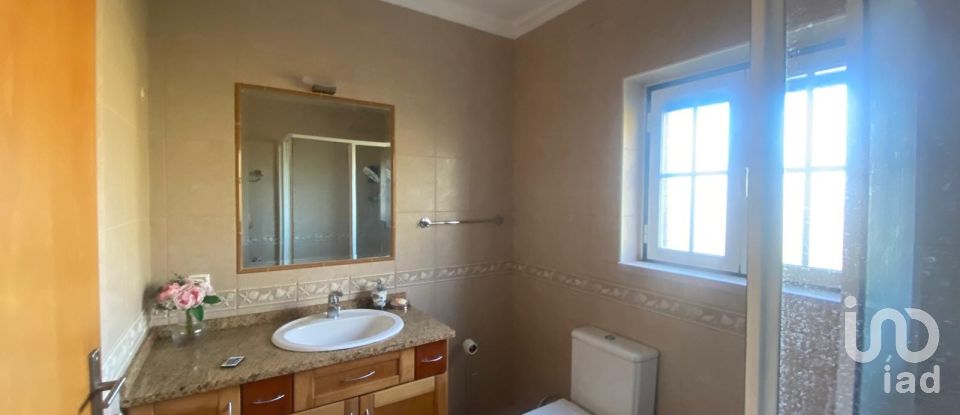 Moradia T2 em Vila Verde dos Francos de 349 m²