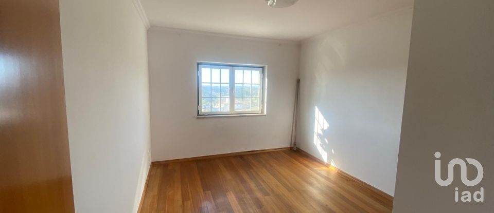 Moradia T2 em Vila Verde dos Francos de 349 m²