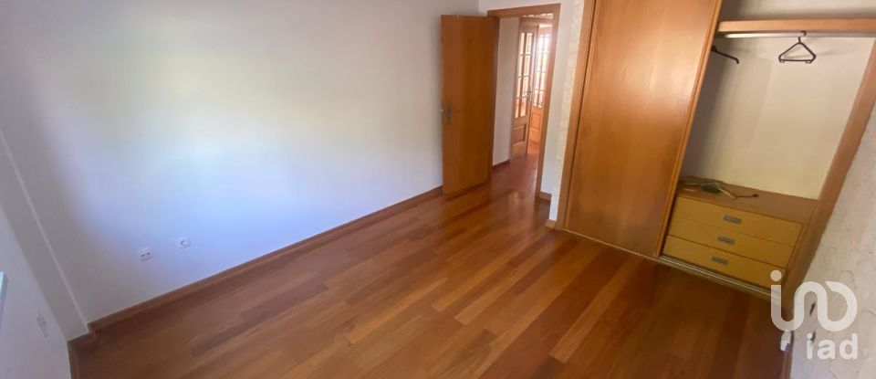 Moradia T2 em Vila Verde dos Francos de 349 m²