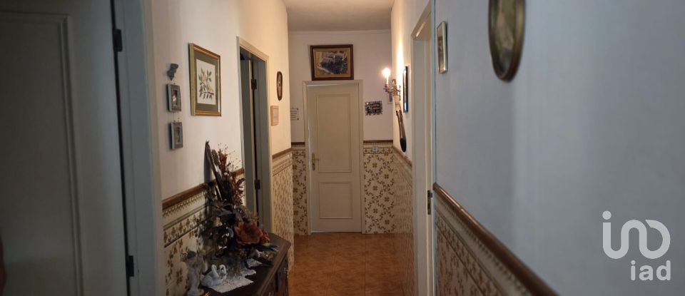 Maison T4 à Peso da Régua e Godim de 180 m²