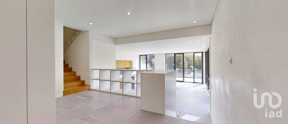 House T4 in Anta E Guetim of 275 m²