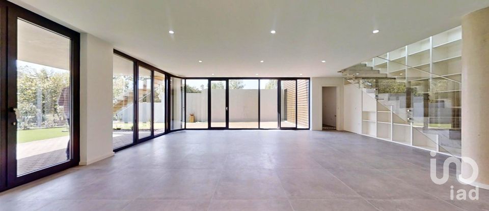 House T4 in Anta E Guetim of 275 m²