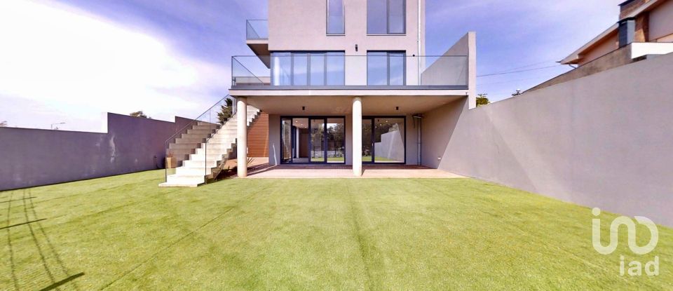 House T4 in Anta E Guetim of 275 m²