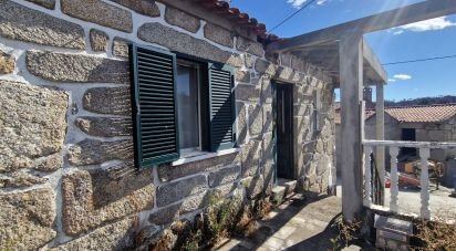 House T3 in Palhais of 182 m²