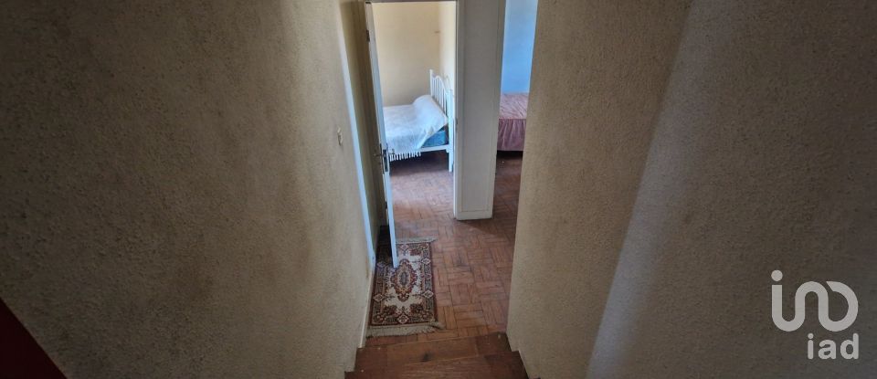 Moradia T3 em Palhais de 182 m²