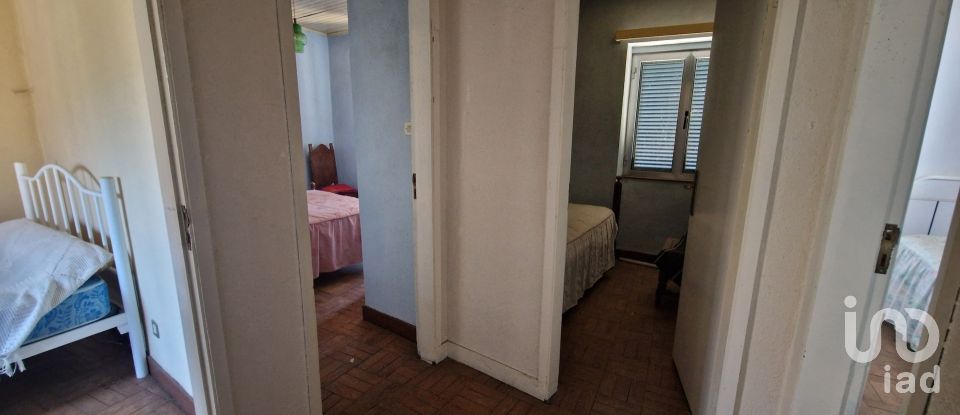 Moradia T3 em Palhais de 182 m²