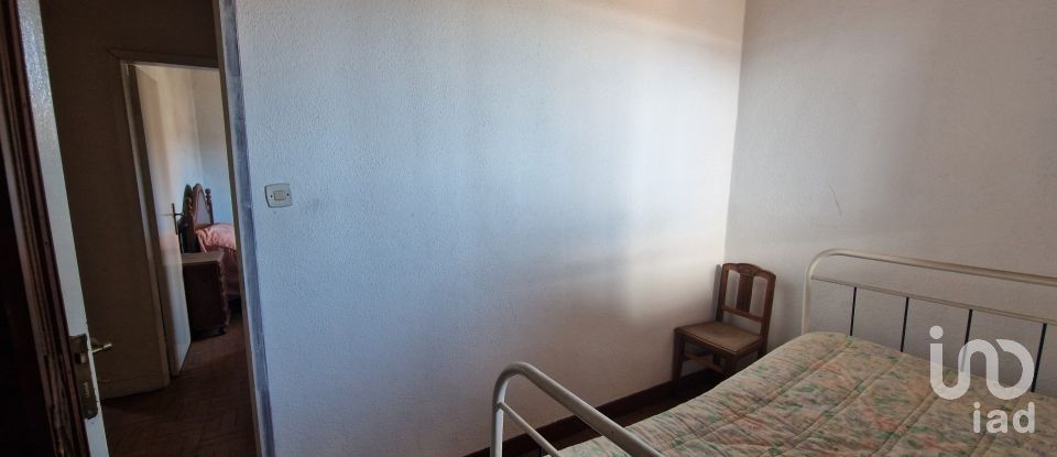 Moradia T3 em Palhais de 182 m²