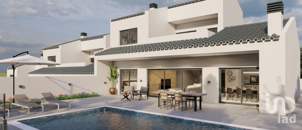 Maison T3 à Ferreiras de 177 m²