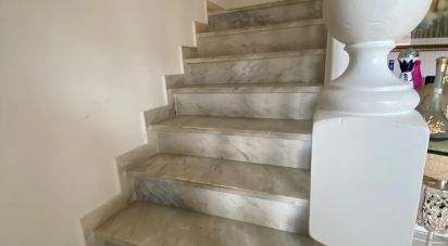 Appartement T4 à Queluz e Belas de 204 m²