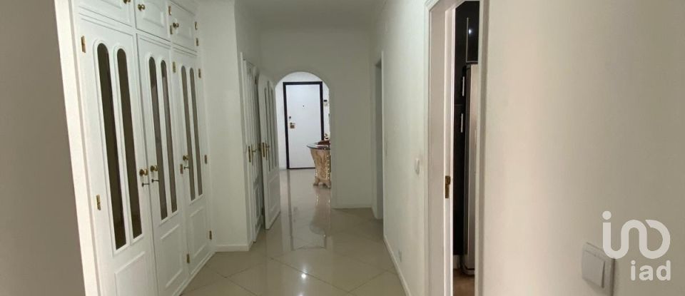 Apartamento T4 em Queluz e Belas de 204 m²