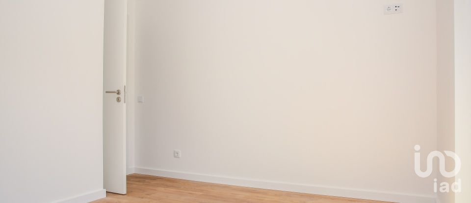 Apartment T4 in A dos Cunhados e Maceira of 135 m²