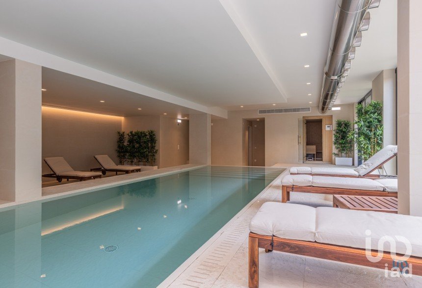 Apartamento T2 em Alvalade de 145 m²