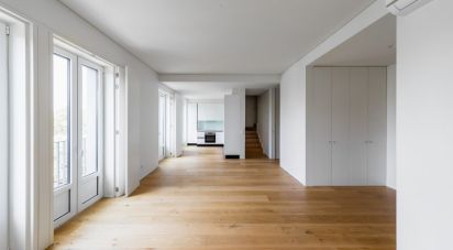 Apartamento T2 em Alvalade de 145 m²