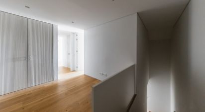 Apartamento T2 em Alvalade de 145 m²