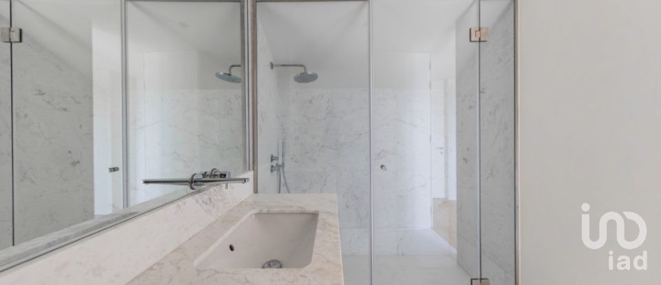 Apartamento T2 em Alvalade de 145 m²