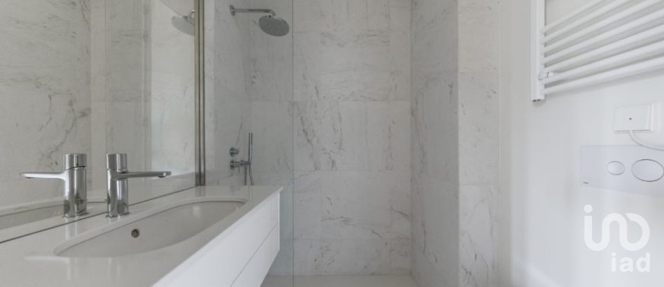 Apartamento T2 em Alvalade de 145 m²